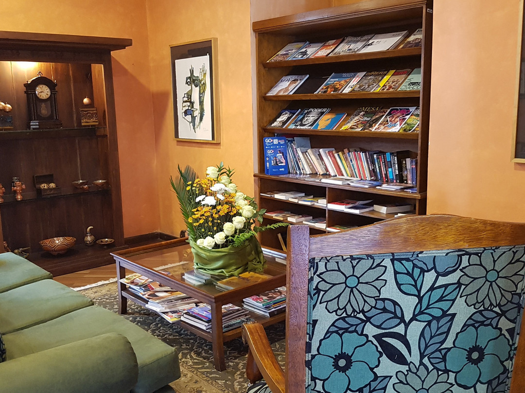 安达卢斯露台酒店