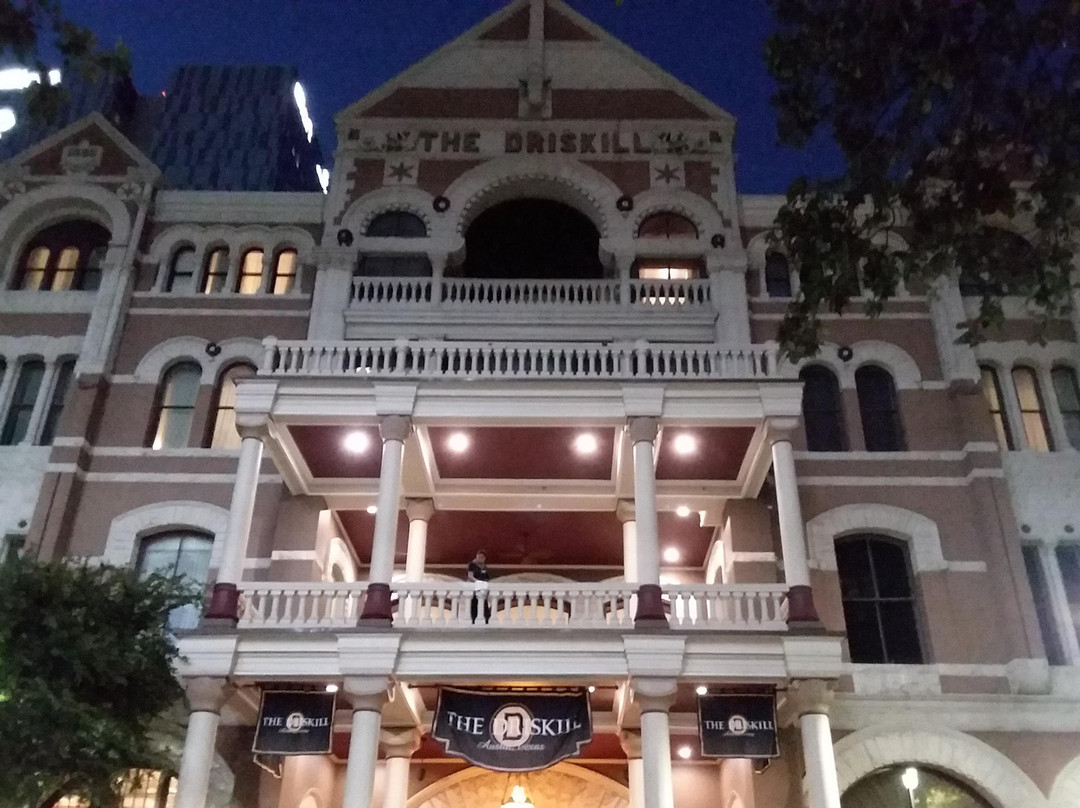 Austin Ghosts By US Ghost Adventures