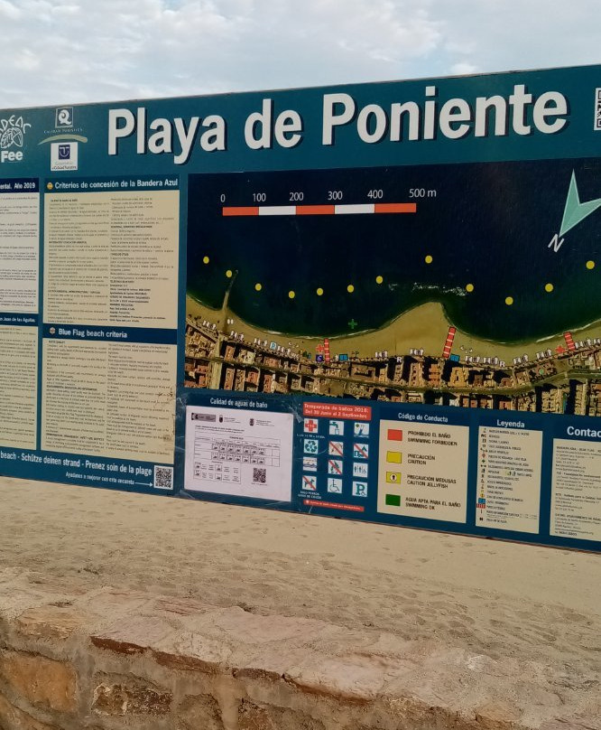 Playa De Poniente景点图片