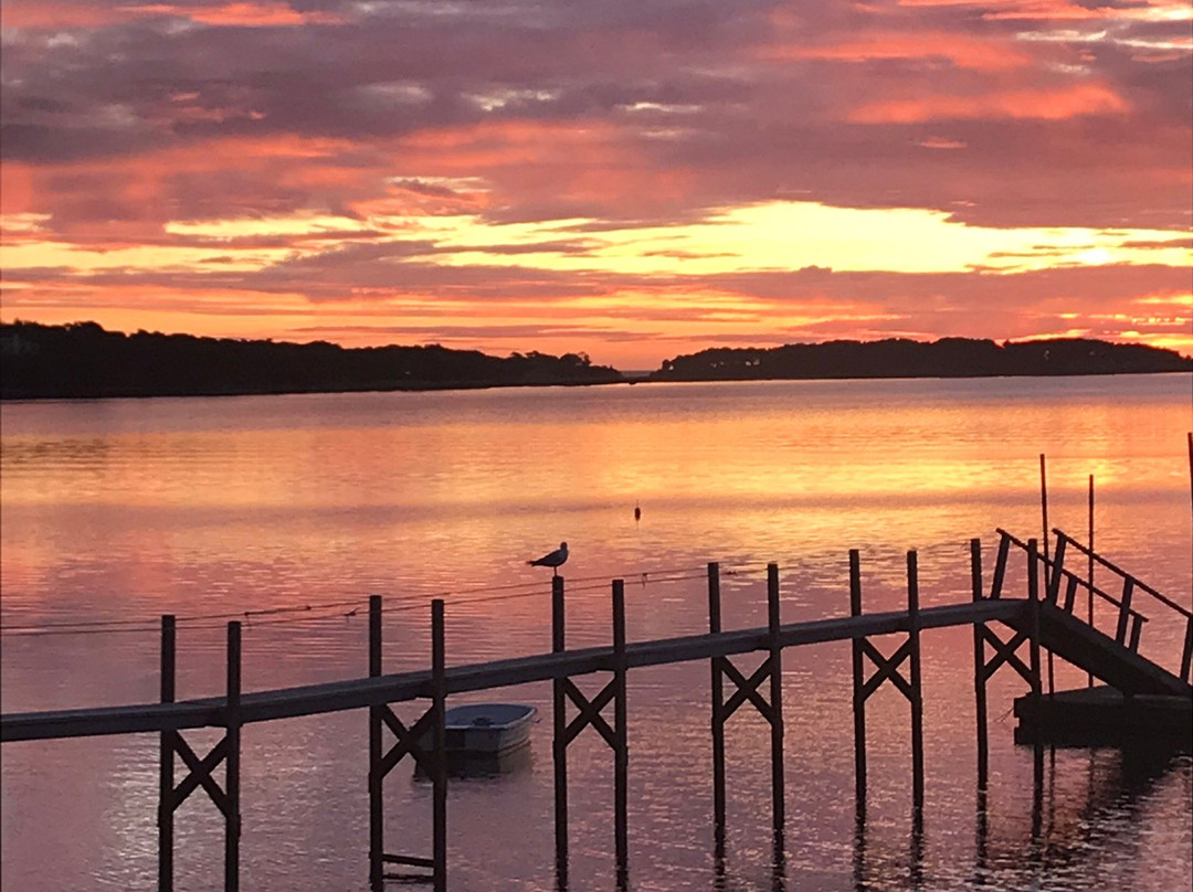 A Little Inn On Pleasant Bay主图