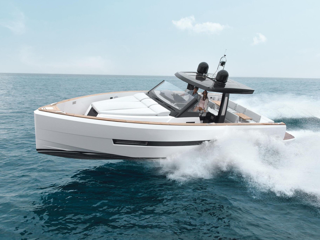 Santorini Luxury Private Cruise aboard m/y CAVO景点图片