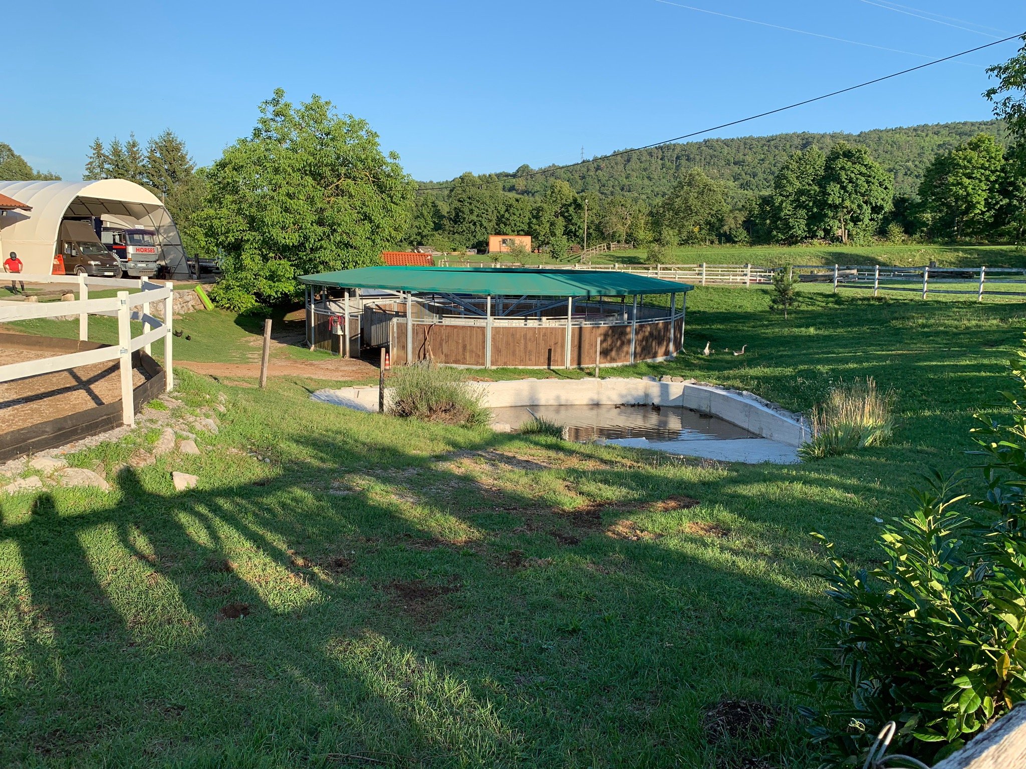 Country House Lokev-官方