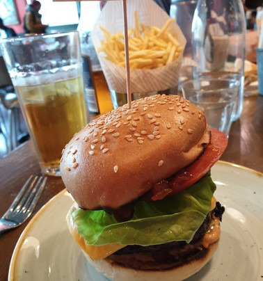 gourmetburgerkitchengbk