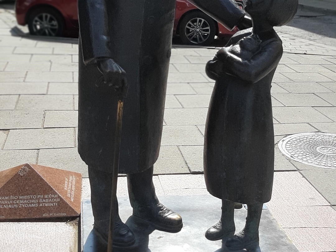 Monument to Zemach Shabad-维尔纽斯必去景点