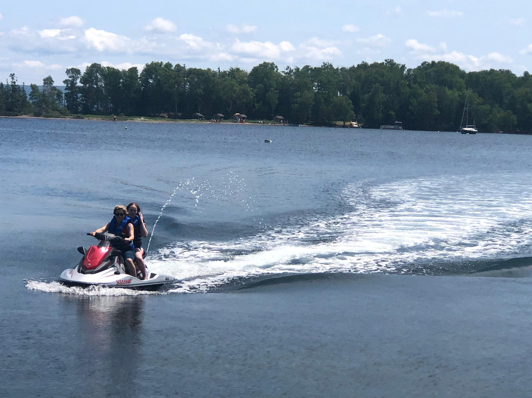 Jet Ski Baddeck景点图片