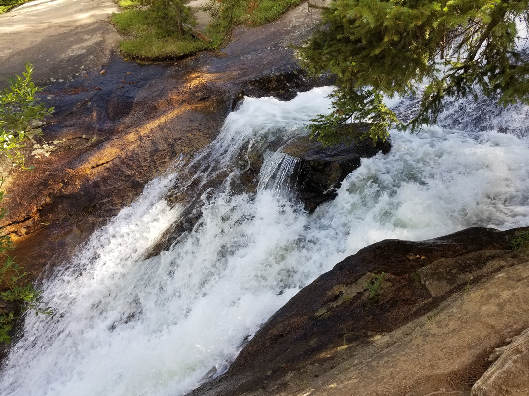 Chasm Falls Trail-落基山国家公园必去景点