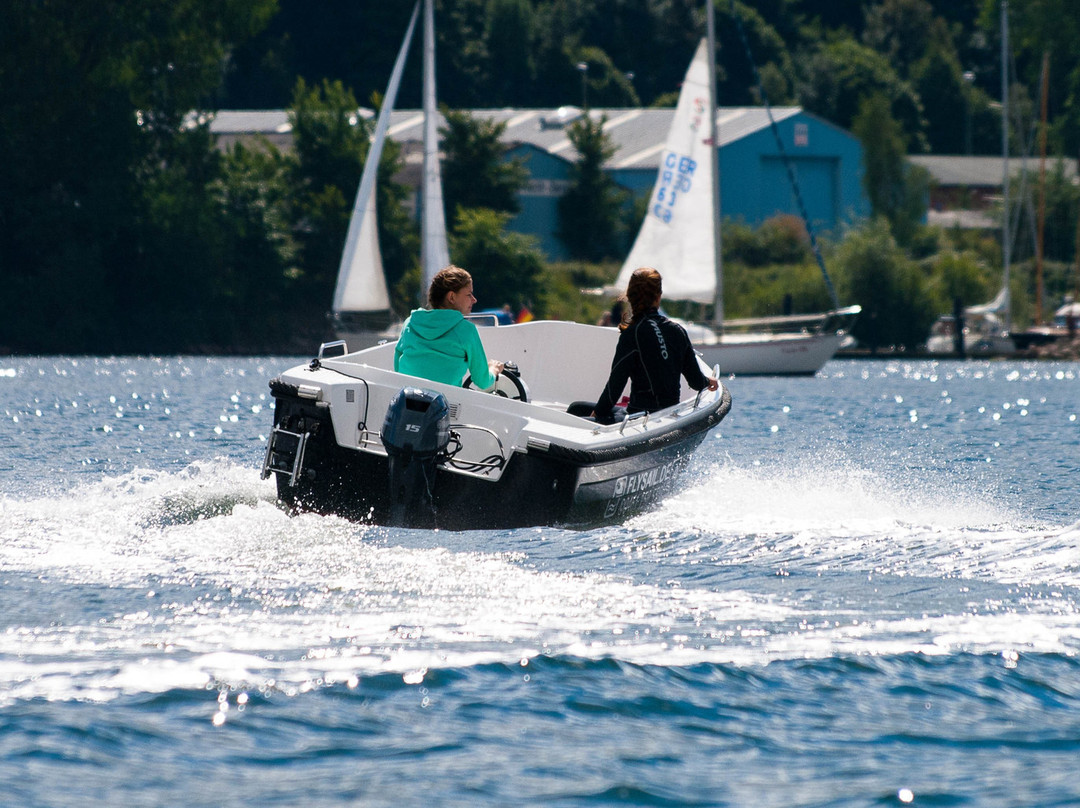 Fly & Sail Seaplane Tours & Watersports景点图片