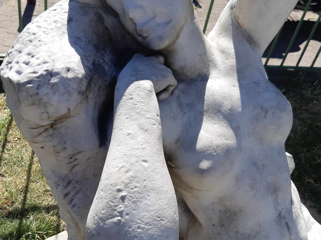 Statue du square de la salle des fêtes