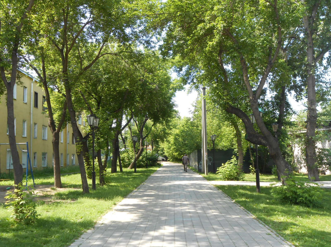 Monument to Wifes of  Decembrists景点图片