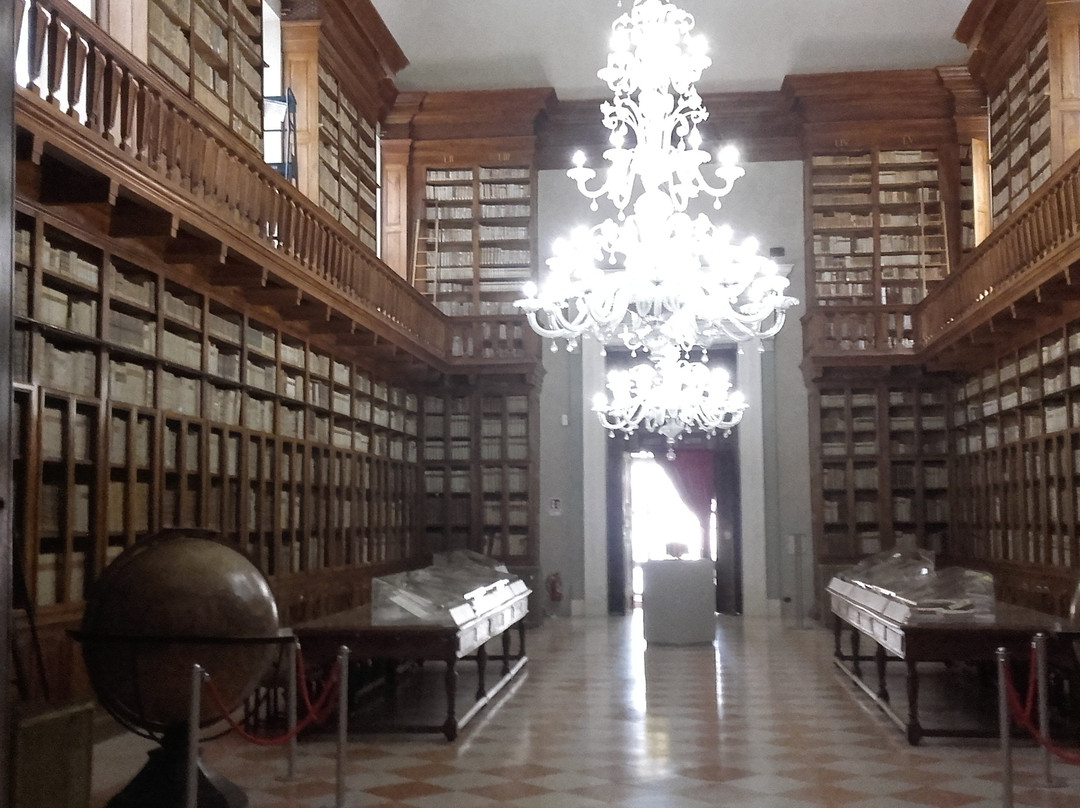 Biblioteca Teresiana-曼托瓦必去景点
