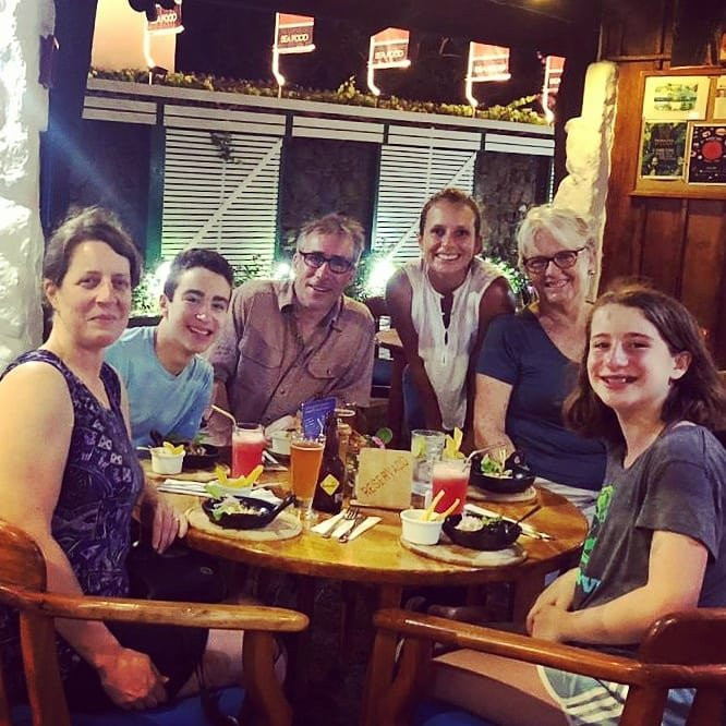 Galapagos Foodie-阿约拉港必去景点