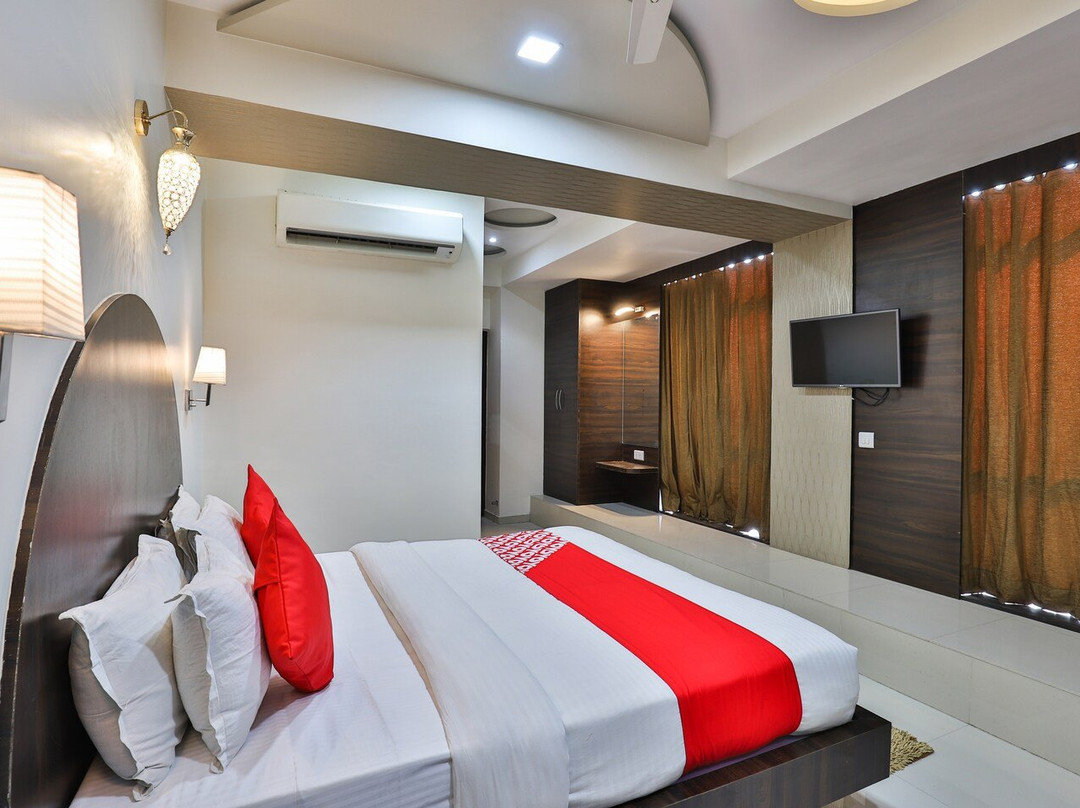 OYO 7557 Hotel Shiv Kunj Exotica主图
