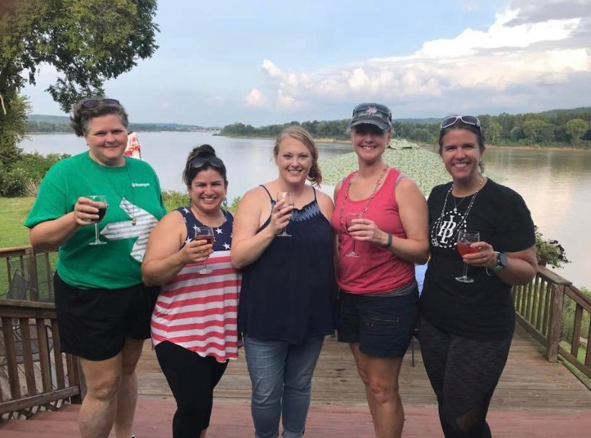 The Ridge Winery Tasting Room-Vevay必去景点