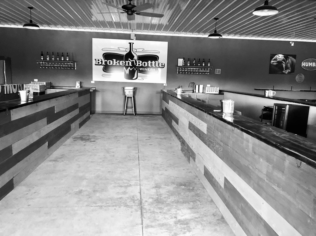 Broken Bottle Winery-威斯康星峡谷必去景点