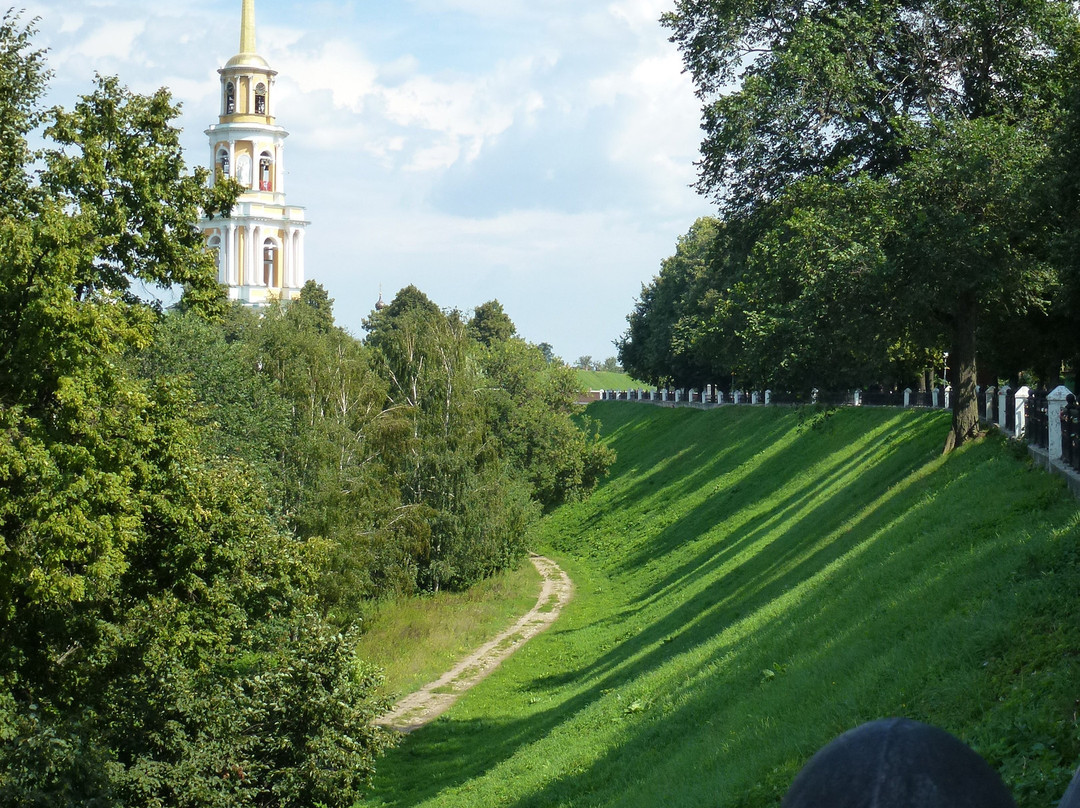 Embankment of the River Trubezh景点图片