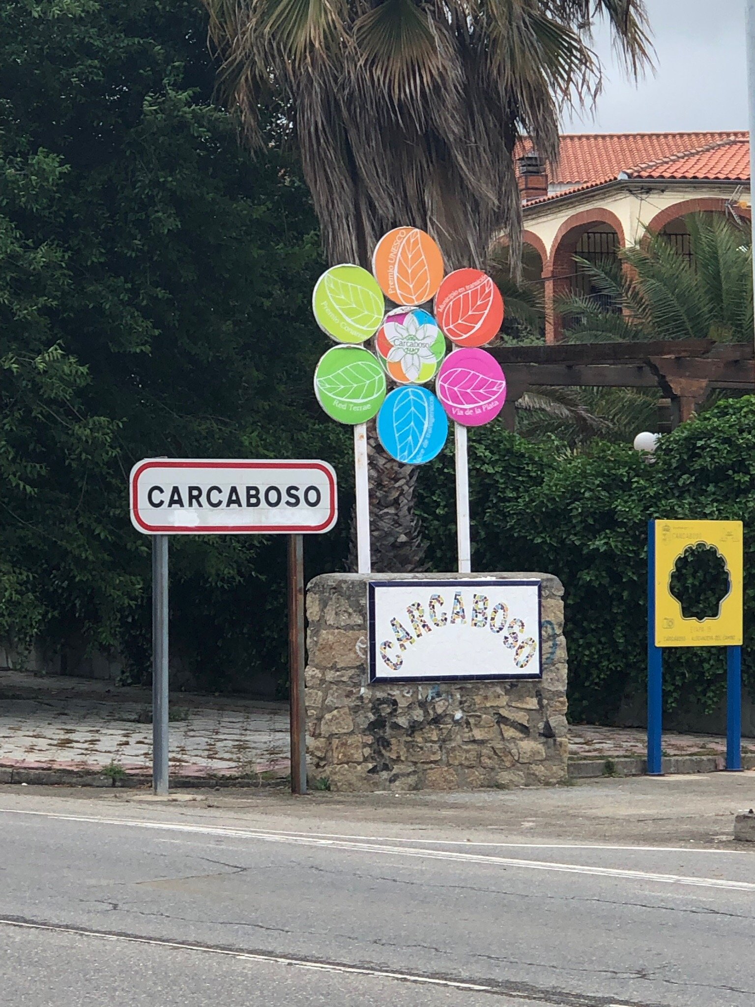 Hostal Ciudad de Caparra-官方