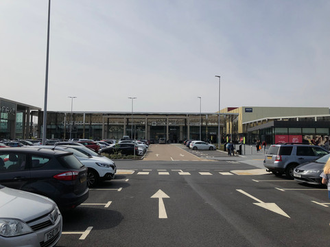 The Springs-利兹必去景点