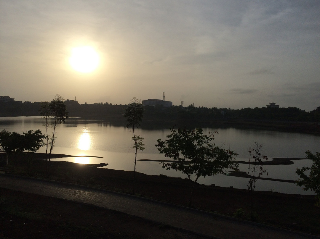 Manipal Lake景点图片