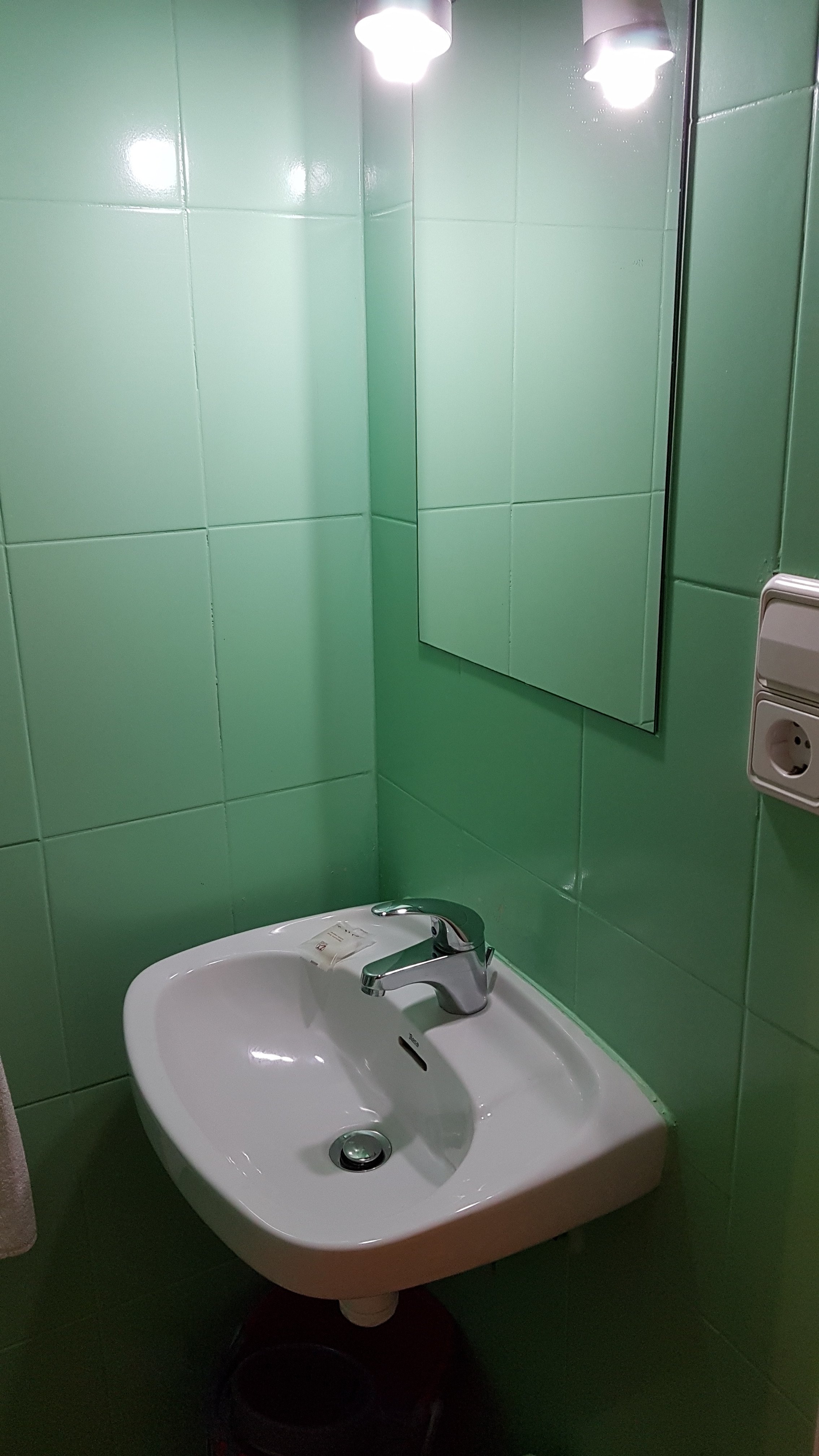 Apartamentos Turisticos Jardines del Plaza-浴室