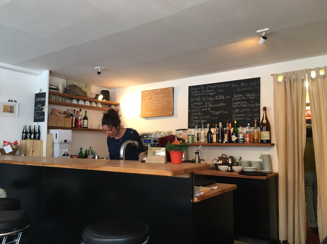 Marmorera餐馆和美食-Caffe Roccabella