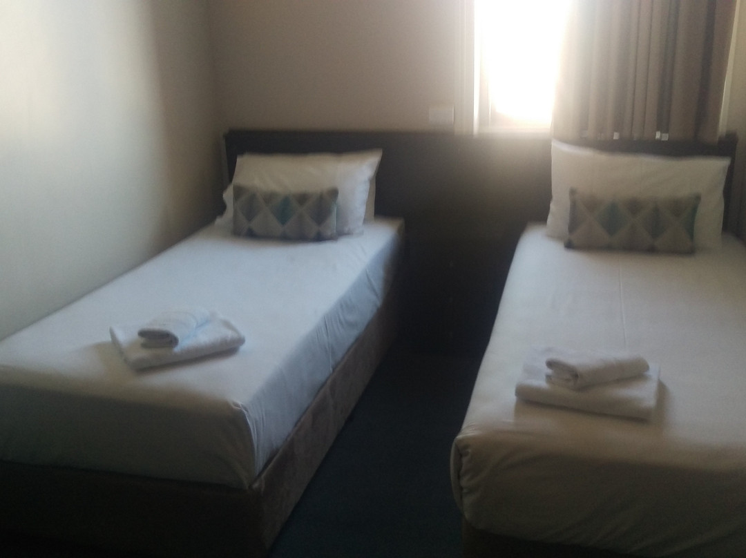 Nightcap at Federal Hotel主图