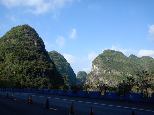 中国广西马山县弄拉金刚山普陀寺-马山县必去景点