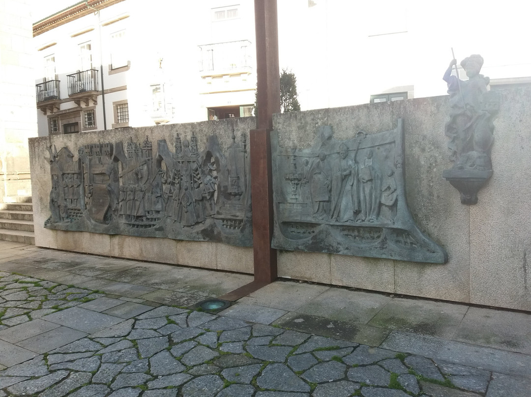 Monumento aos Arcebispos de Braga-布拉加区必去景点