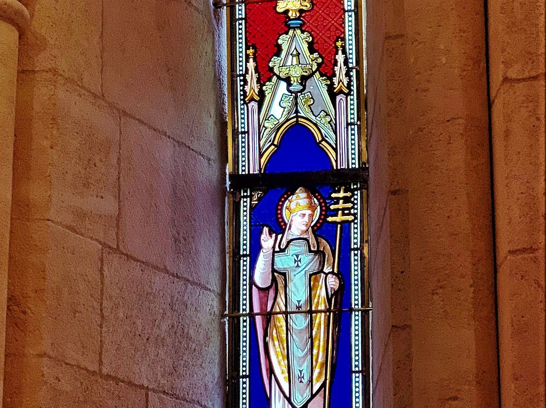 Eglise Saint-Vivien-Charras必去景点