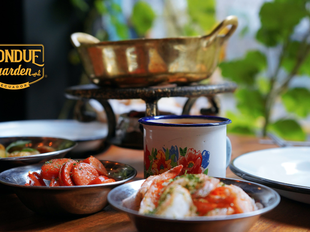 Fondue Garden Baños