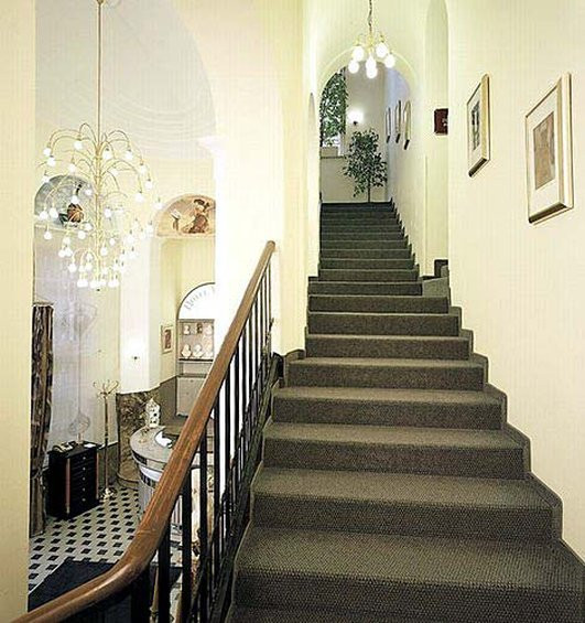 维克托亚酒店主图