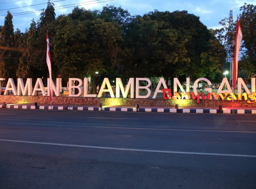 Blambangan Park景点图片