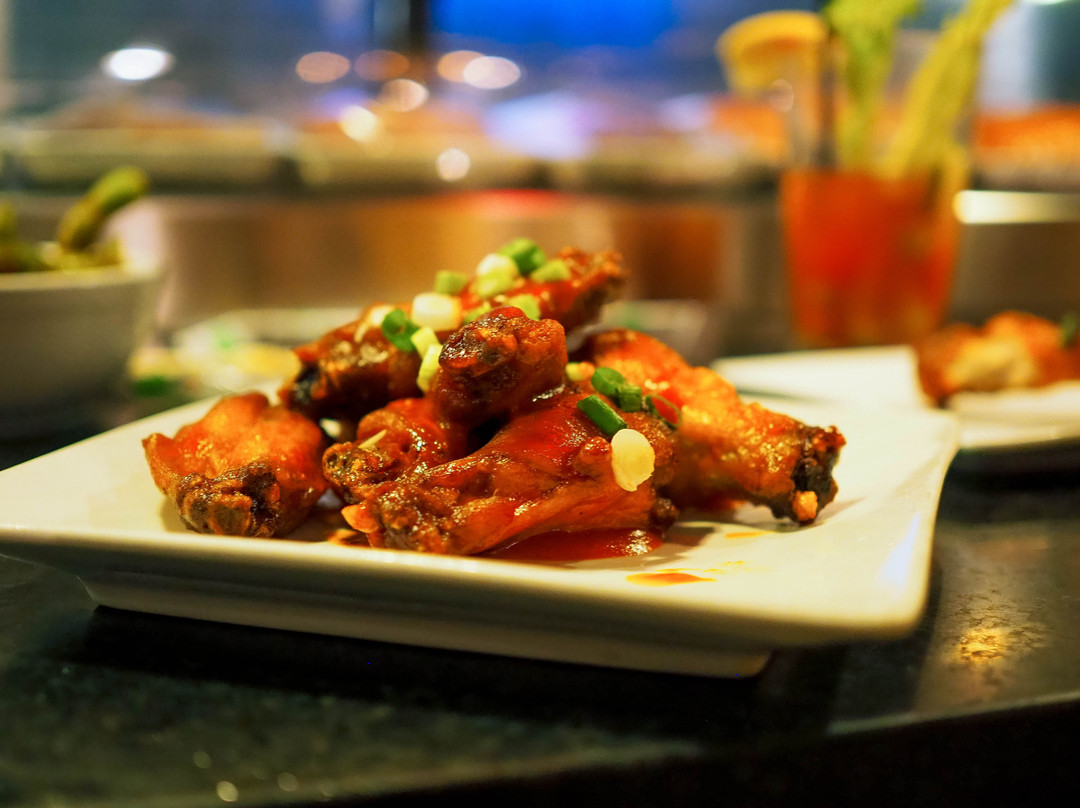 Wok 'N Roll Chinese-Sushi-SW Asian