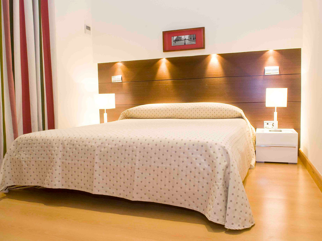 Apartamentos Maria Luisa主图