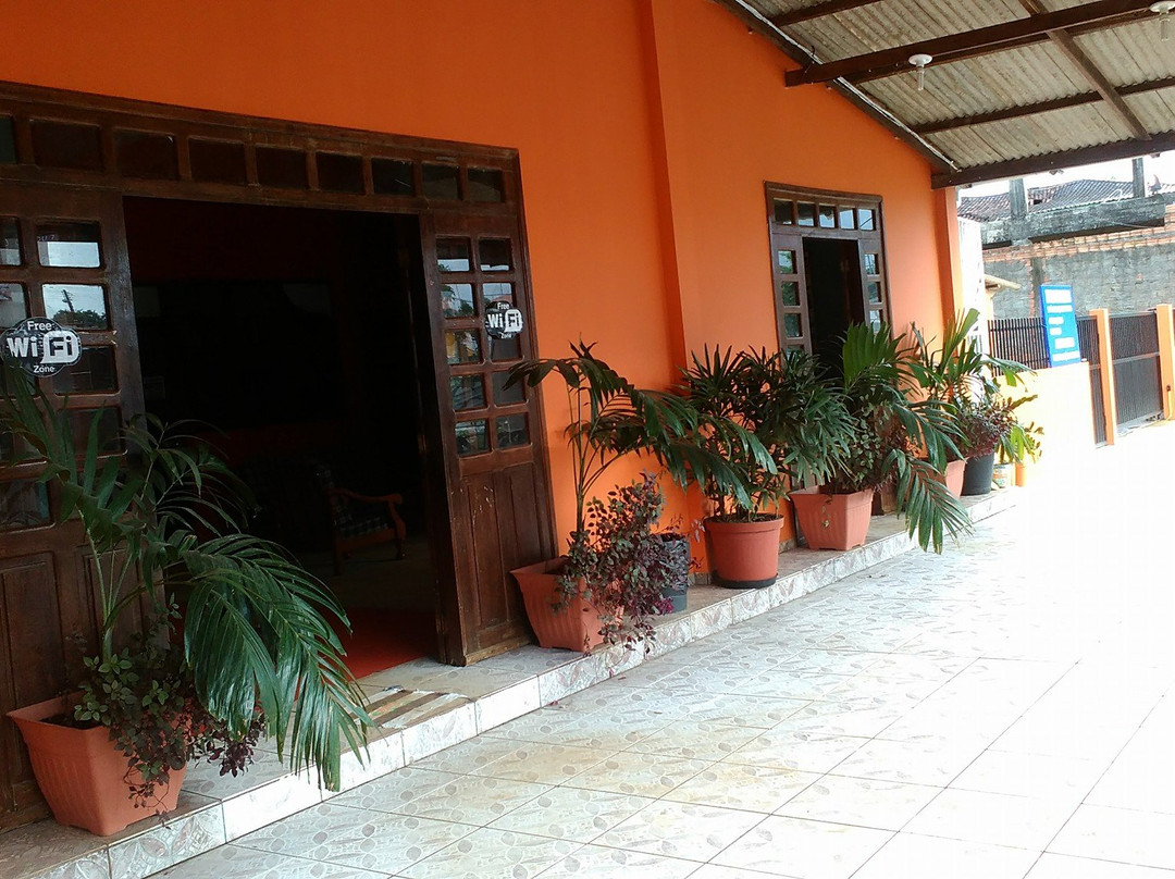 Tropical Hotel主图