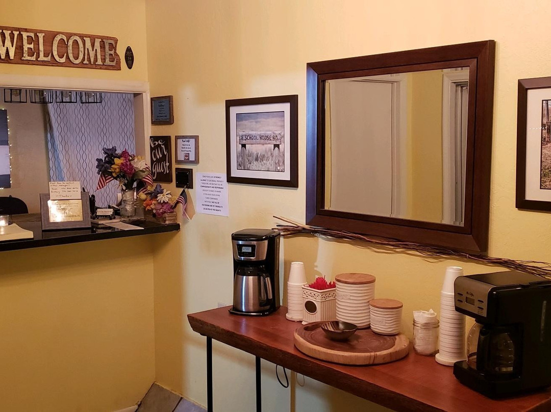 Lava Spa Motel & RV Park主图