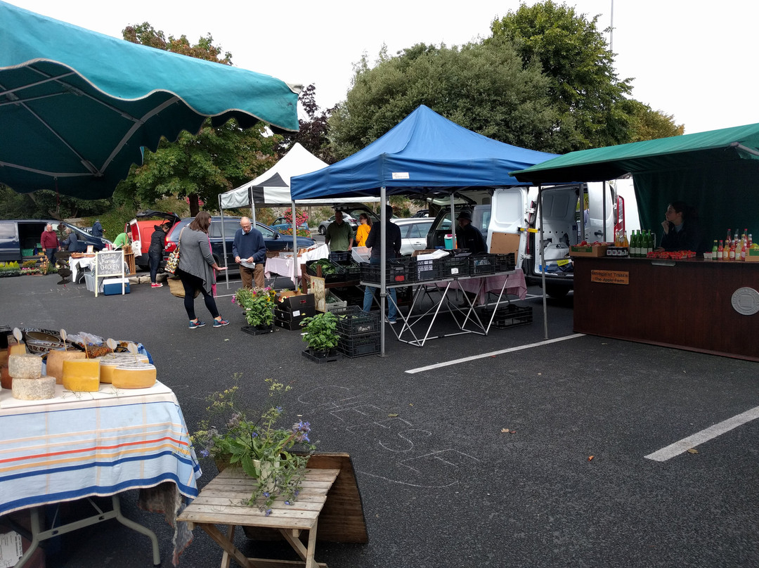 Clogheen旅游景点-Cahir Farmers Market