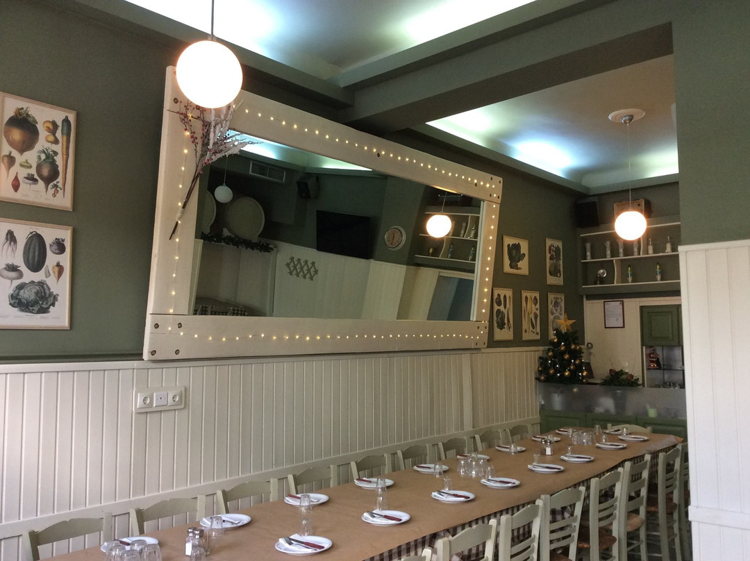 伊利昂餐馆和美食-Sinanis