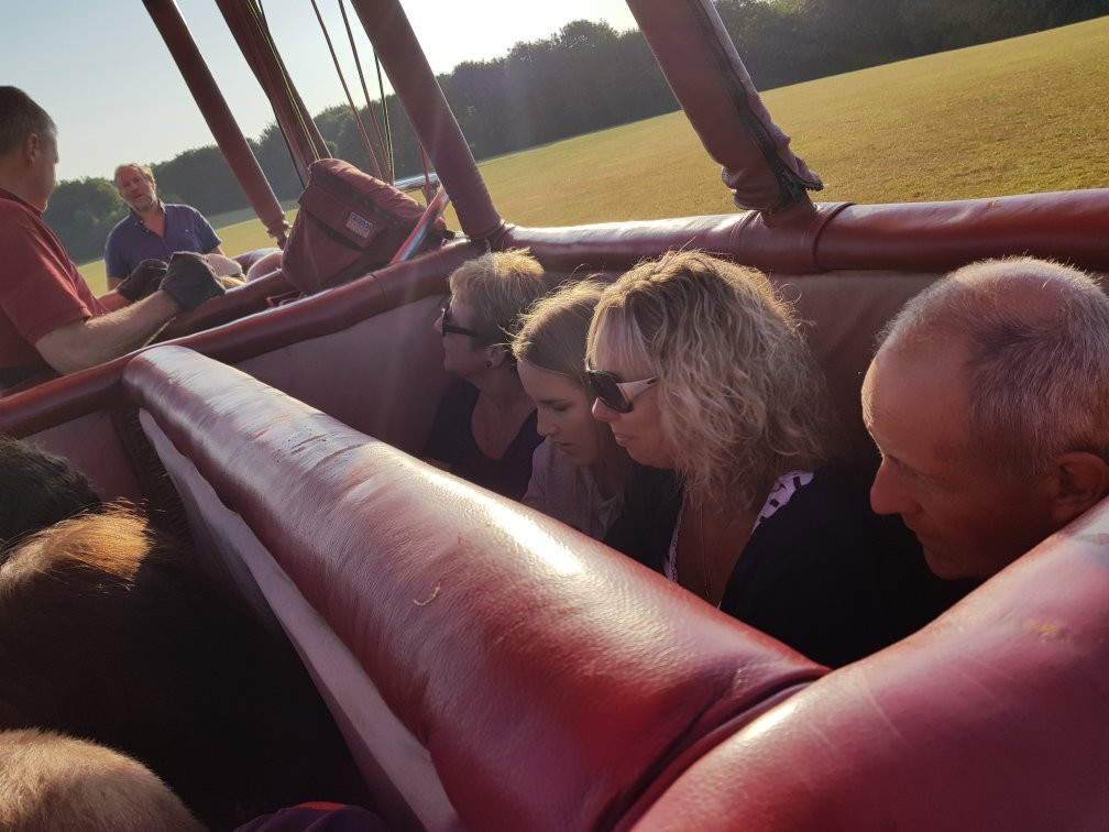 Virgin Balloon Flights - Dogmersfield, Four Seasons Hotel-Dogmersfield必去景点