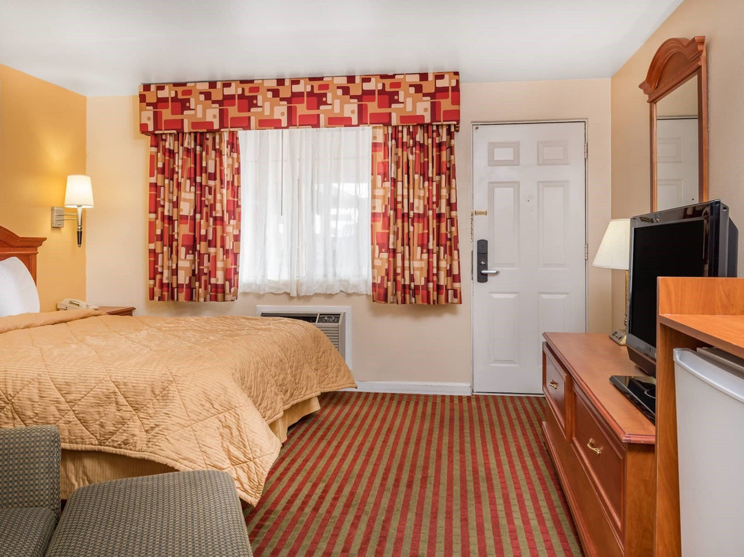 Travelodge by Wyndham Klamath Falls主图