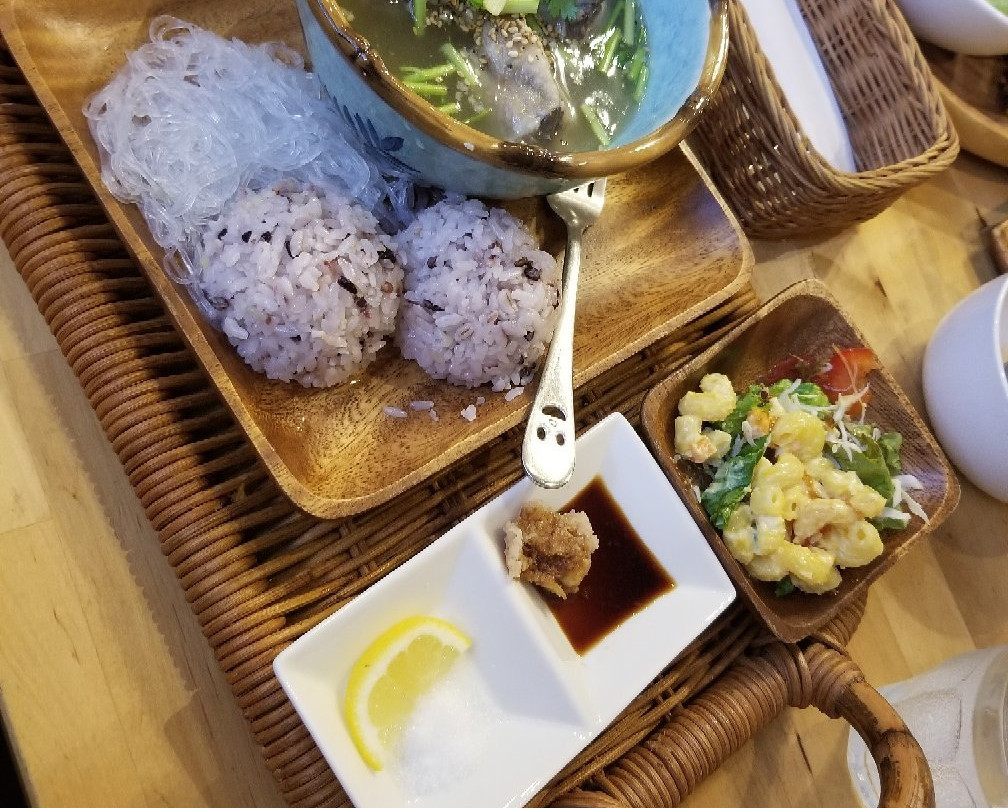 交野市餐馆和美食-Halelani