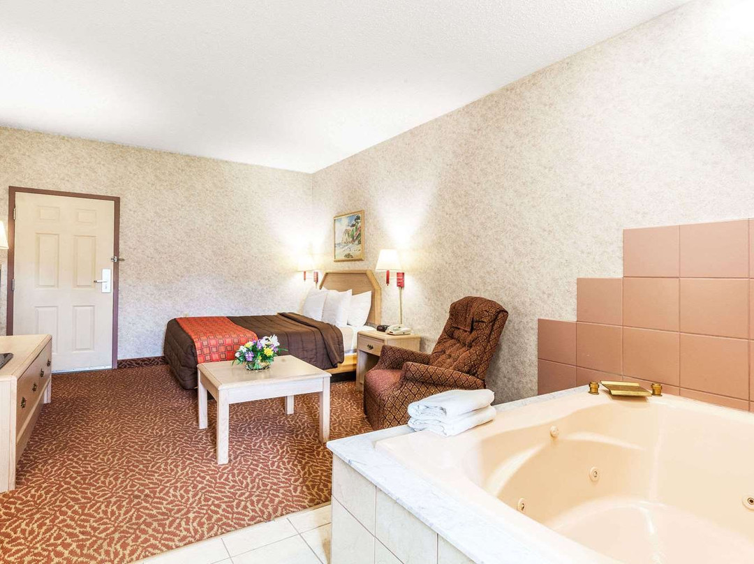 Red Roof Inn Weedsport主图