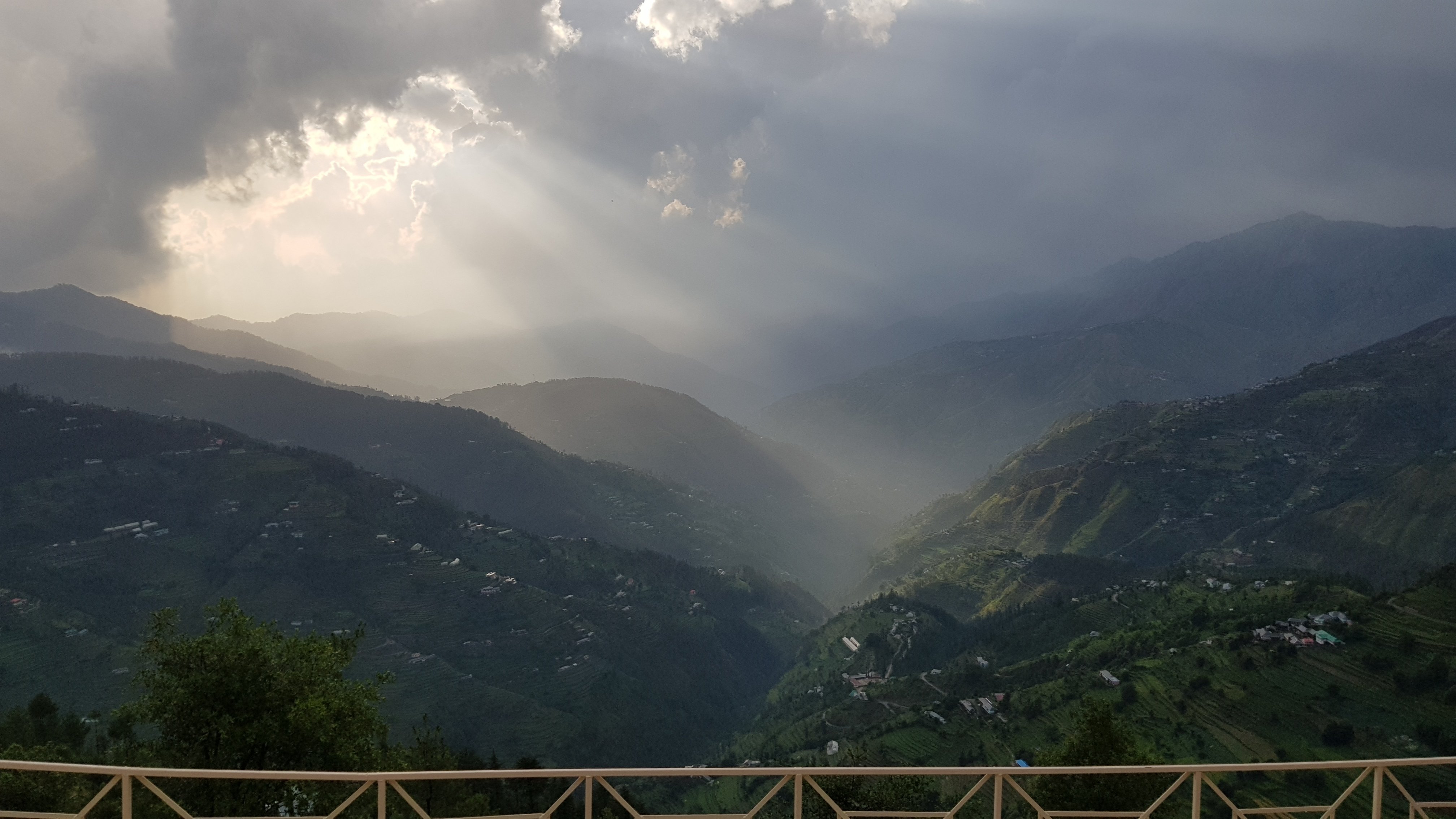 KVR Clarks Inn Kufri, Shimla-浴室