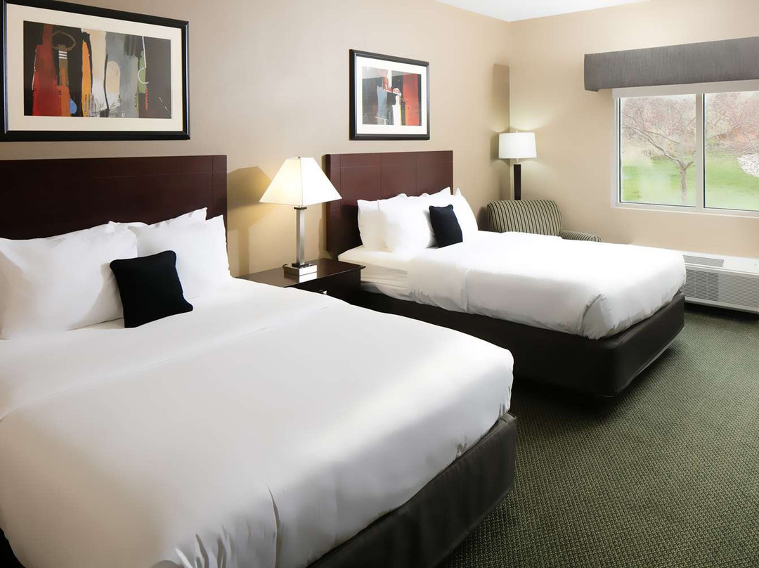 Country Inn & Suites Etown主图