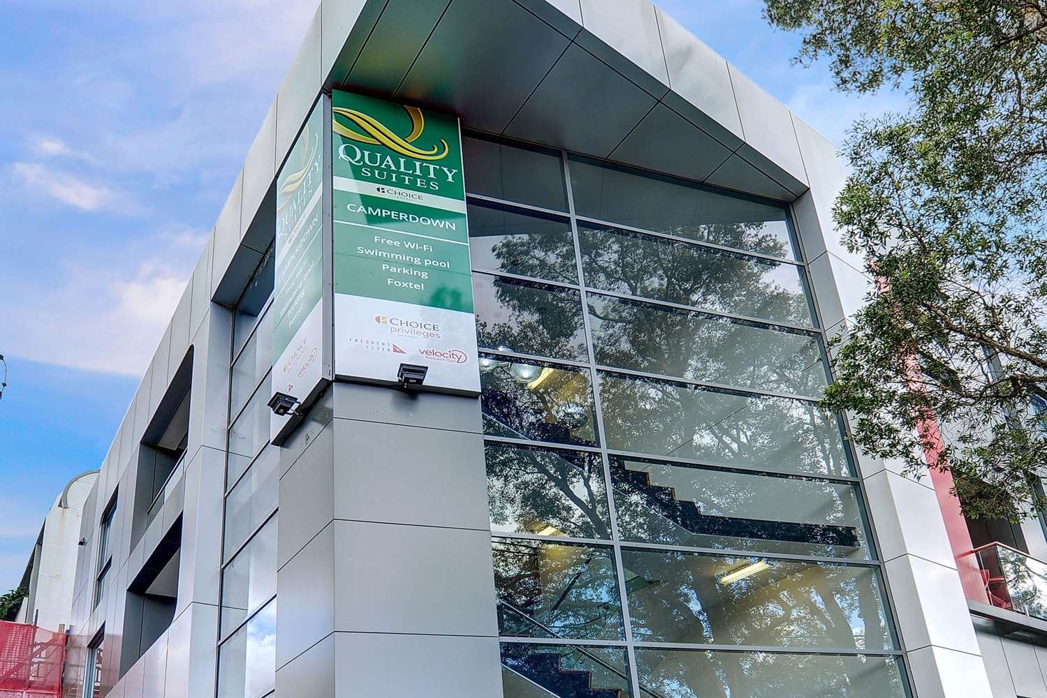 阿达拉卡姆珀尔唐恩酒店-官方