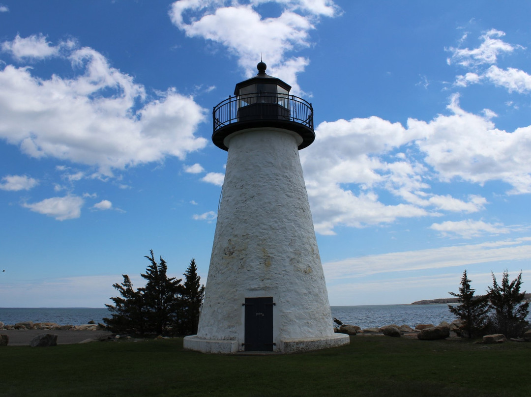 Ned's Point Lighthouse景点图片