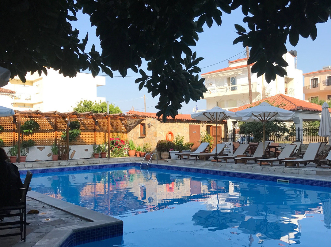 爱琴海酒店主图