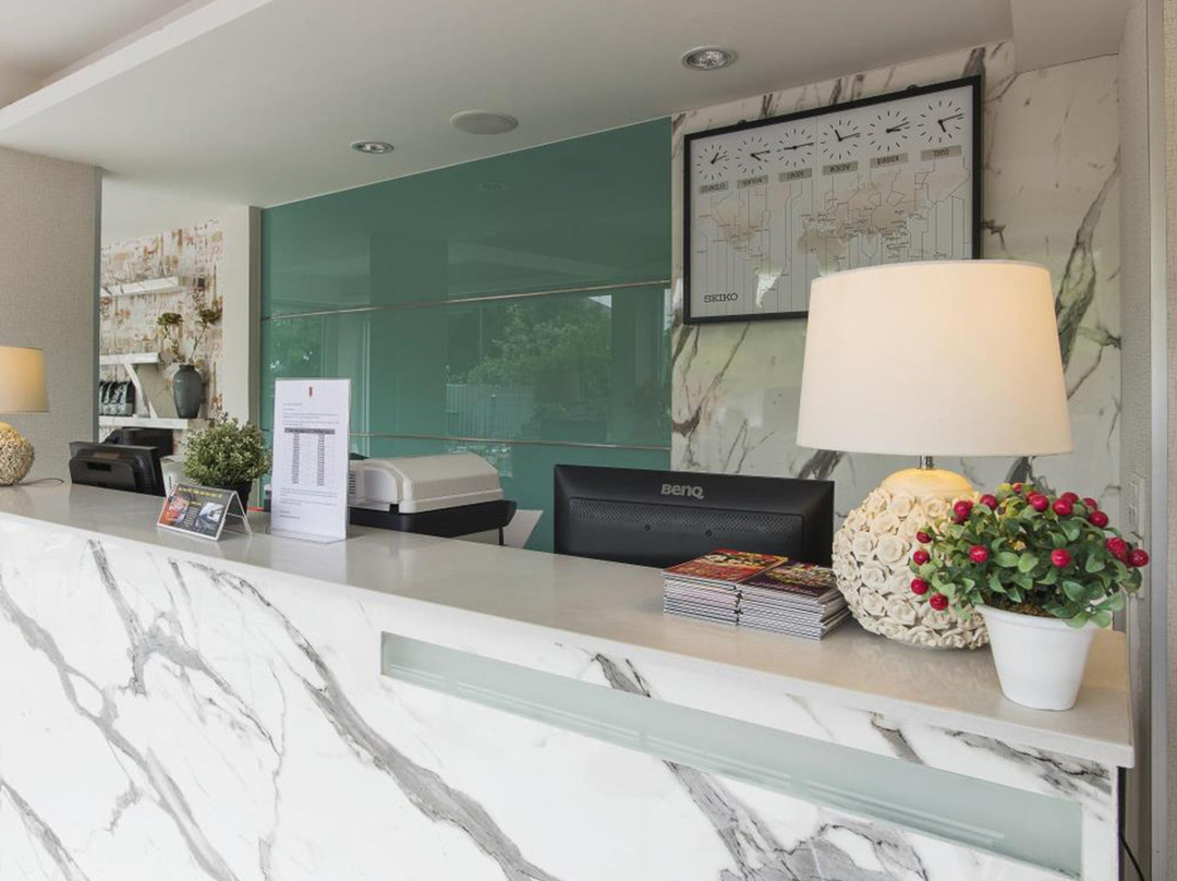 曼谷索罗快捷酒店主图