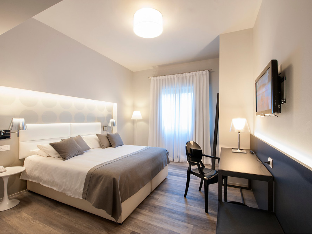 Monte Meraviglia Hotel主图