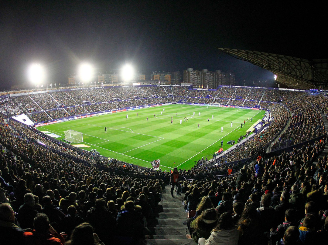 阿尔沃拉亚镇旅游景点-Estadio Ciutat de València
