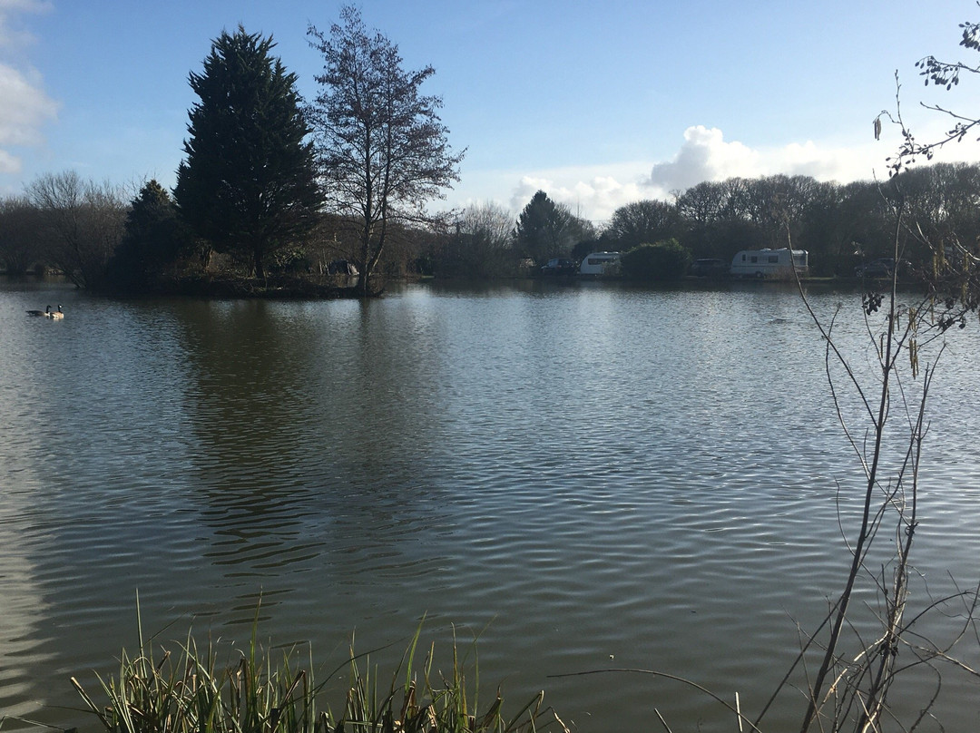 Sumner's Pond Fishery & Campsite